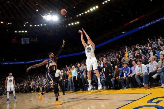 印媒：梅西印度行将下榻五星级奢华酒店，该地曾是王族宫殿（印媒称梅西访印将入住由王宫改建的五星级奢华酒店）