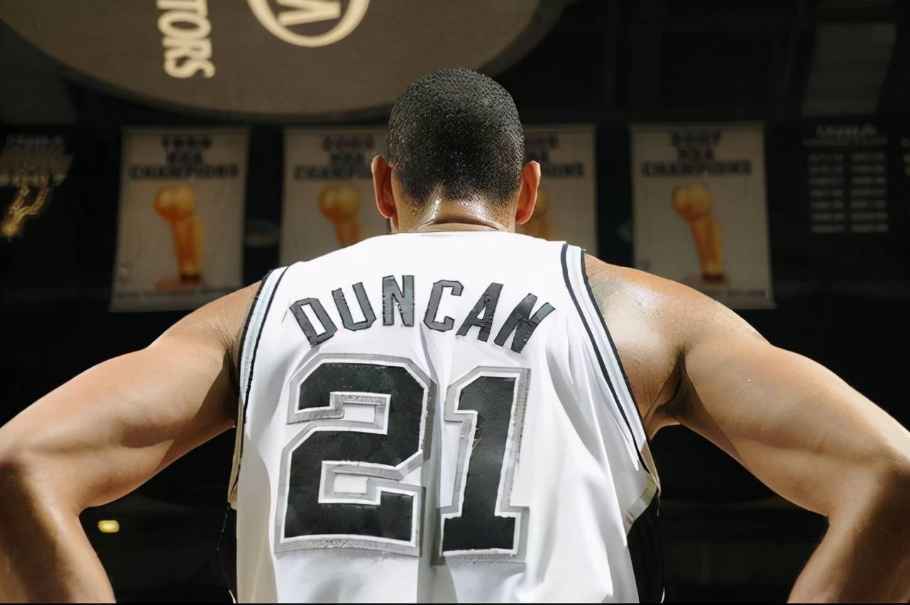 澳超战报：克拉耶夫险破门，西悉尼流浪者0-0布里斯班狮吼（澳超赛况：克拉耶夫错失良机，西悉尼流浪者与布里斯班狮吼互交白卷）